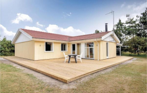 5 Bedroom Nice Home In Væggerløse, Bogø By